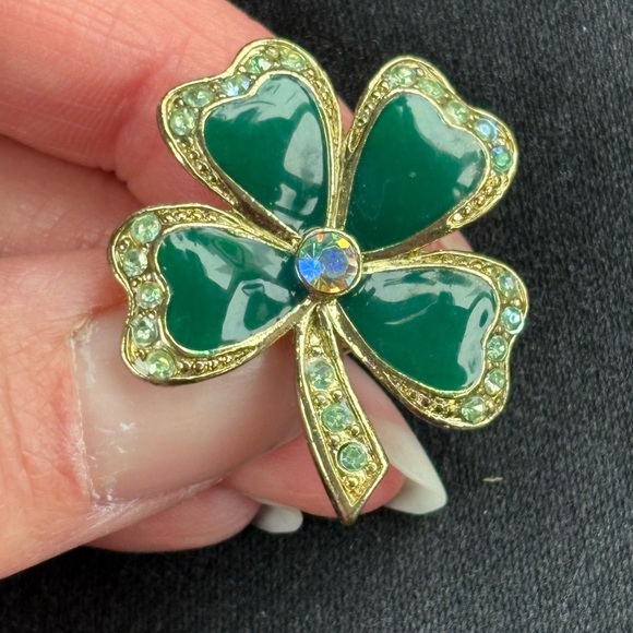 VTG Nina Ricci Green Four Leaf Clover Shamrock Lapel Hat Jacket Pin Rhinestones - Picture 4 of 4